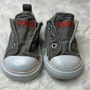 Converse baby All-Star shoes size 2 in GUC